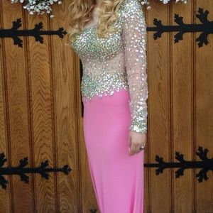 Pink sparky prom dress size 2-4 worn once